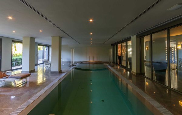 cristal-indoor-pool